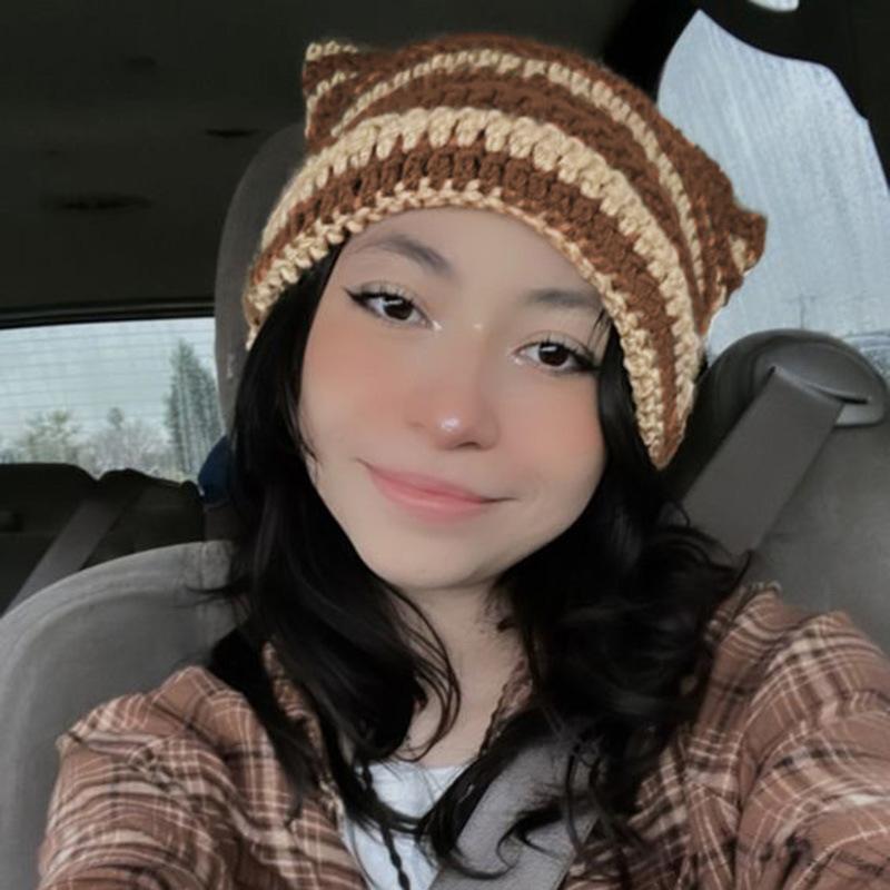 American-style cute cat-ear striped handmade knitted wool hat for women, new autumn and winter playful little devil headwrap hat