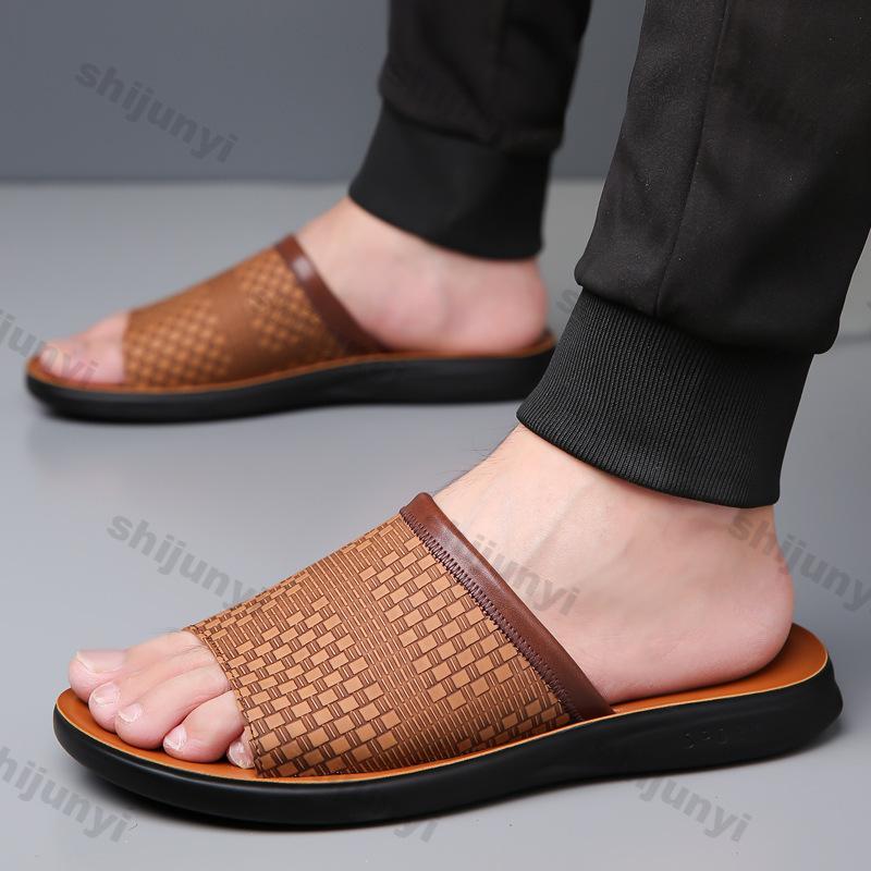 Fashion Large Size Men's Shoes 2025 Summer New Breathable Lightweight Comfortable Slippers Fashion Soft Sole Beach Shoes Non Slip Flats
