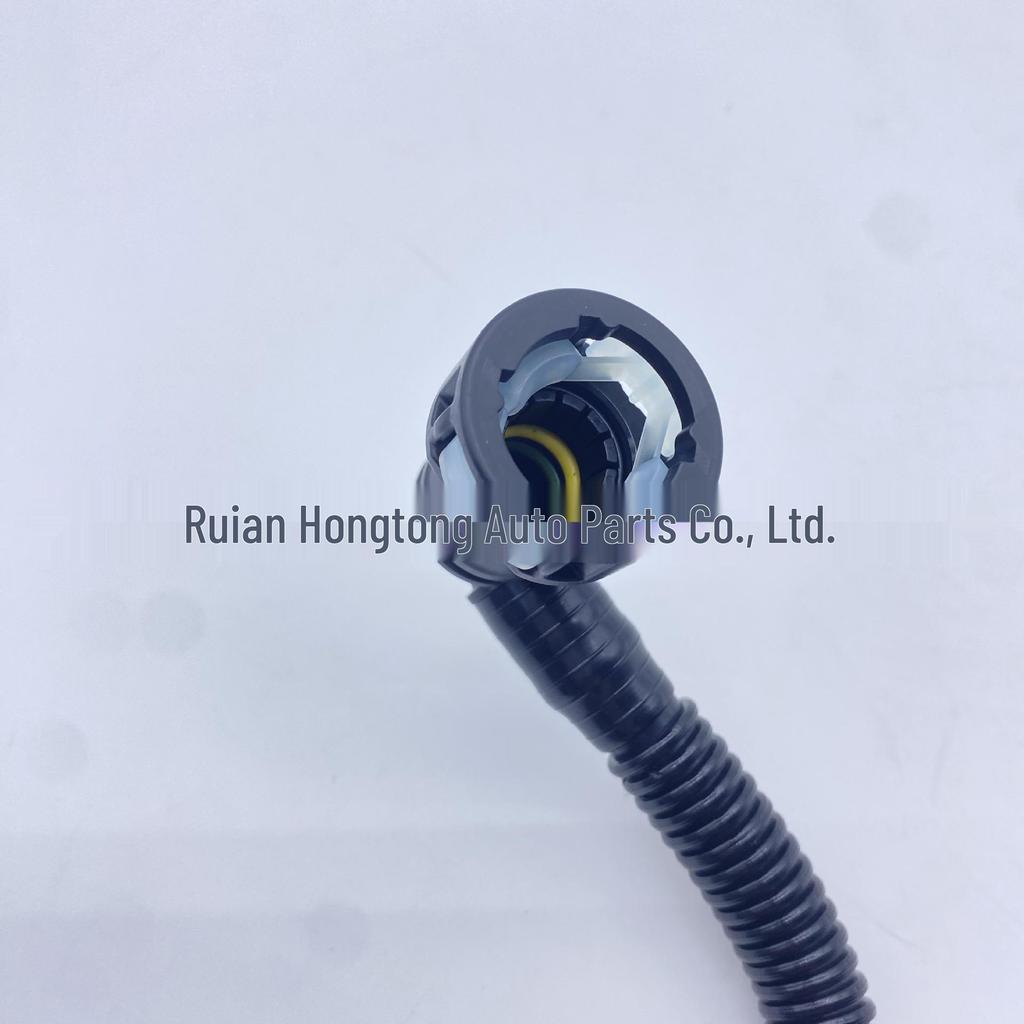 VW Skoda Carbon Canister Solenoid Valve Assembly 04E133781BP