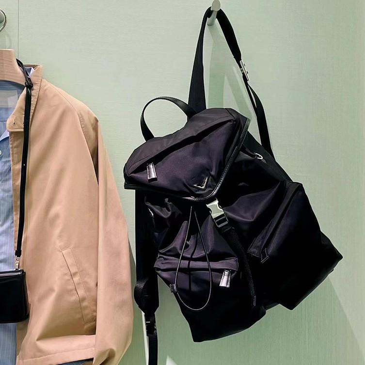 P's New VZ111 Waterproof Nylon Backpack - Large Capacity, Leisure & Sports Design for Laptops