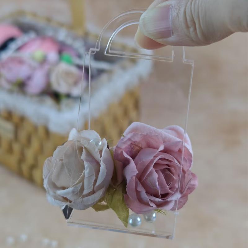Birthday Party Transparent Decoration Wedding Handheld Box Valentine's Day Gift Box Sugar and Fruit Basket Acrylic Luxury Triangle Gift Box