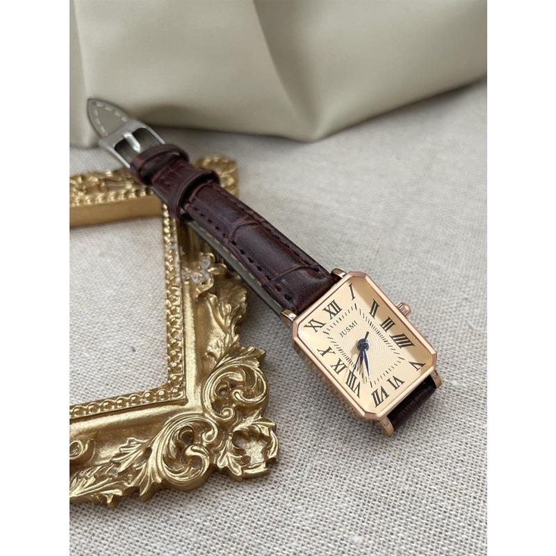 A simple women's watch, a small square watch, and a retro women's quartz watch.