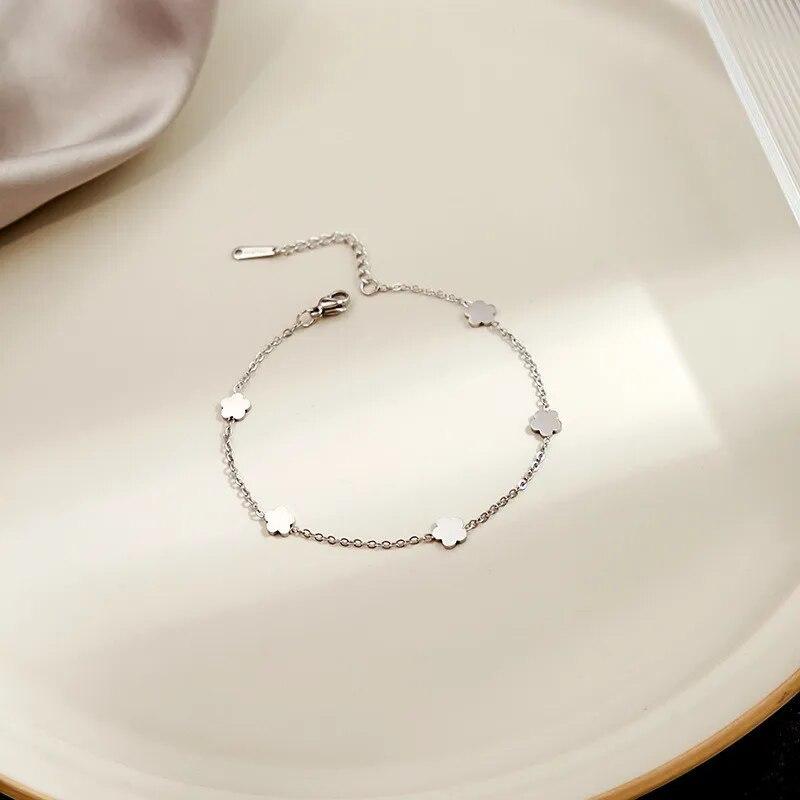 Stainless Steel Wafer Flower Butterfly Heart Pendant Bracelet For Women Fashion Elegant Bracelets&Bangle Party Jewelry Gifts