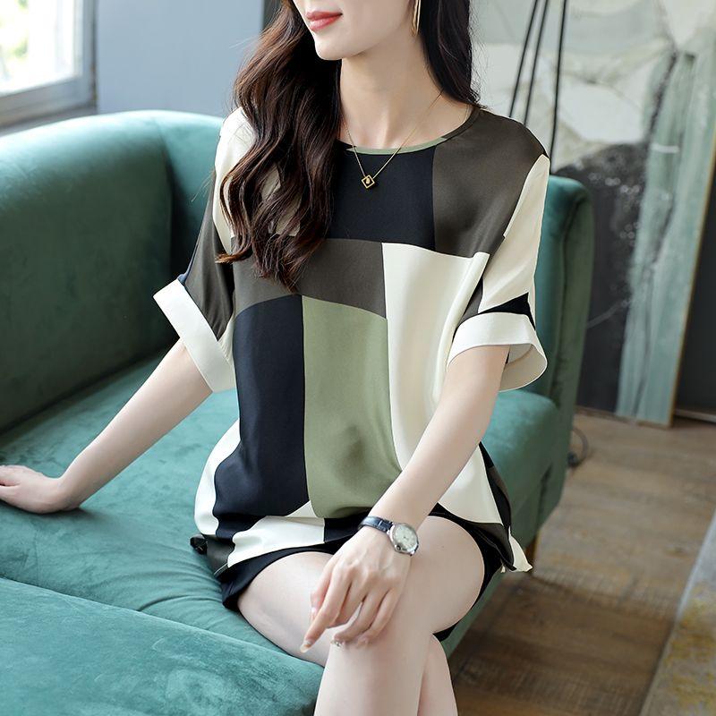 

black green beige geometric print crew neck short sleeve satin blouse for women M