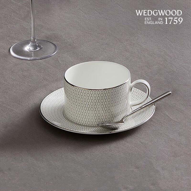 

Wedgwood Platinum Geometric Cup and Saucer Set