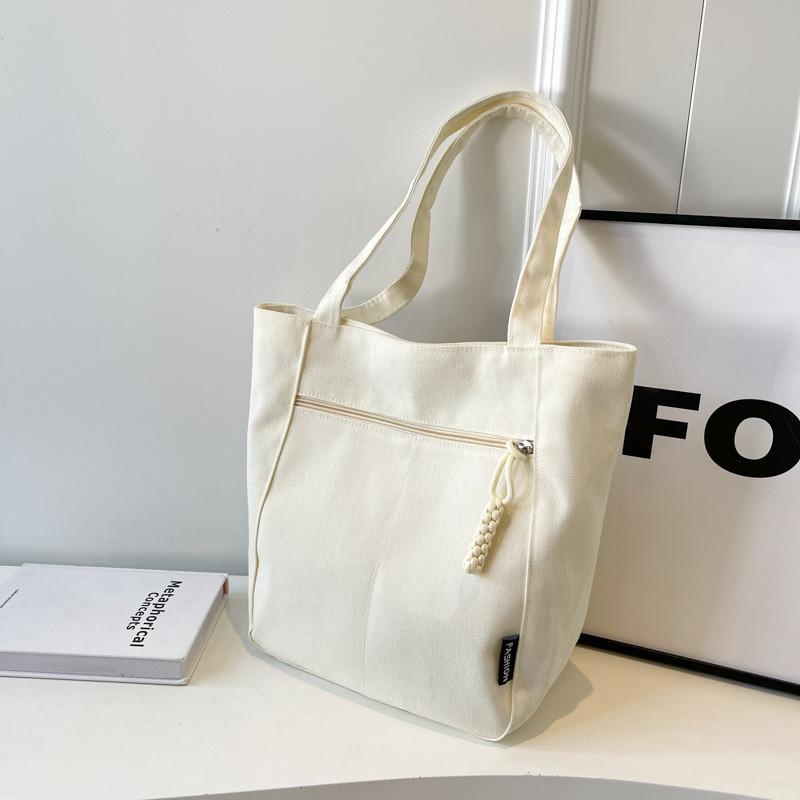 Stylish Lightweight Large Capacity Commuter Tote Bag For Women Trendy Canvas Shoulder Bag