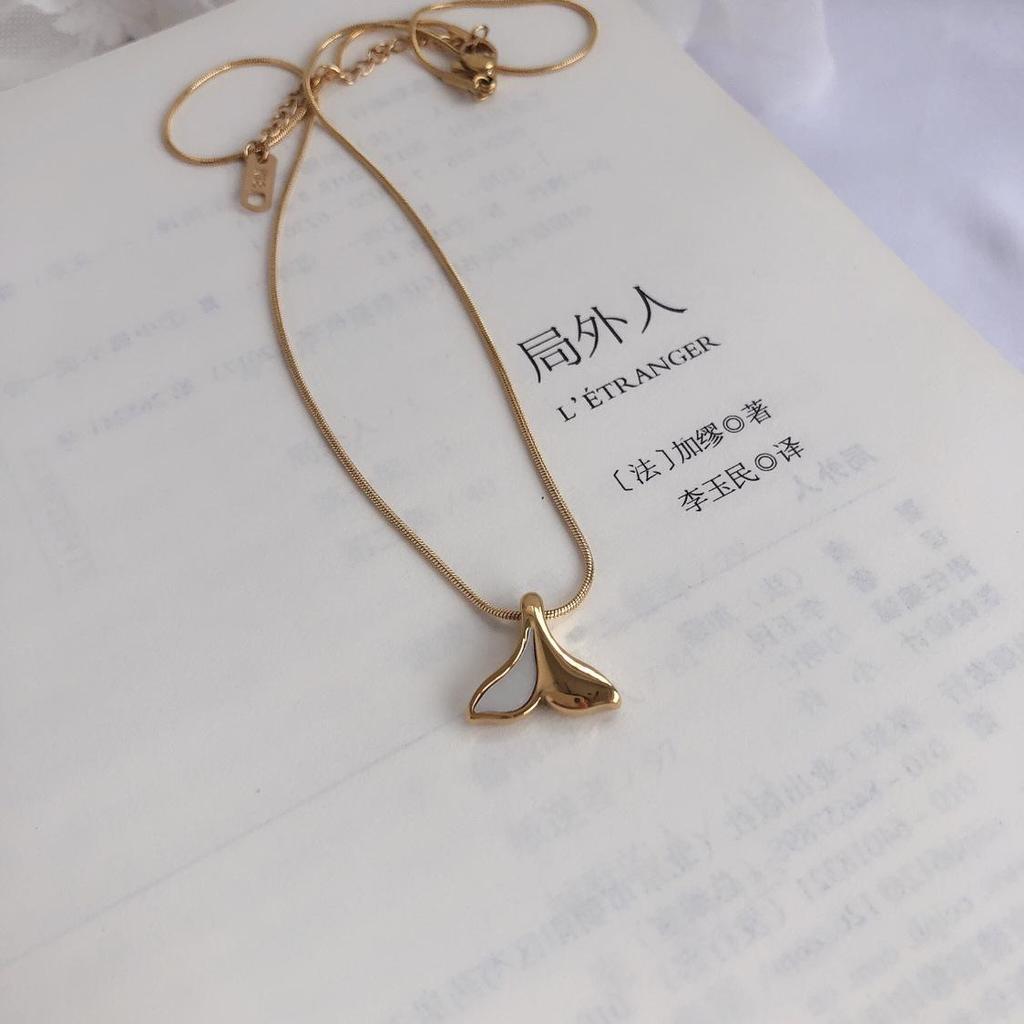 Fashion Seashell Mermaid Necklace: French Retro Titanium Steel with 18K Gold Plated Clavicle Chain