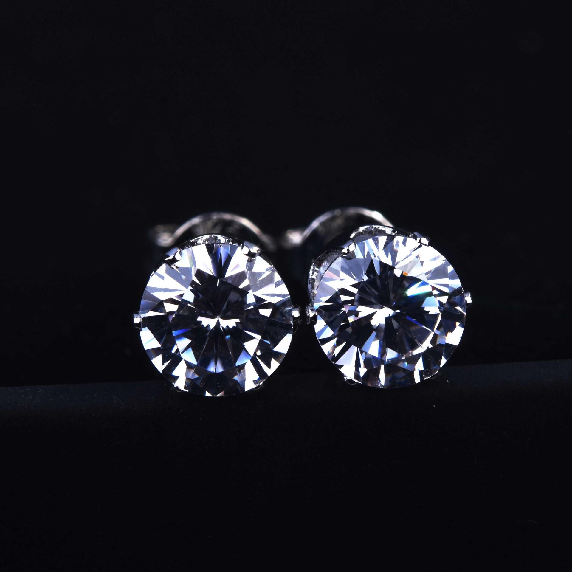 Drainage Stud Earrings, Imitation Imported Mozzarella Diamond Crown Earrings, Platinum-Plated Heart-Shaped Zircon Ear Buckles For Women