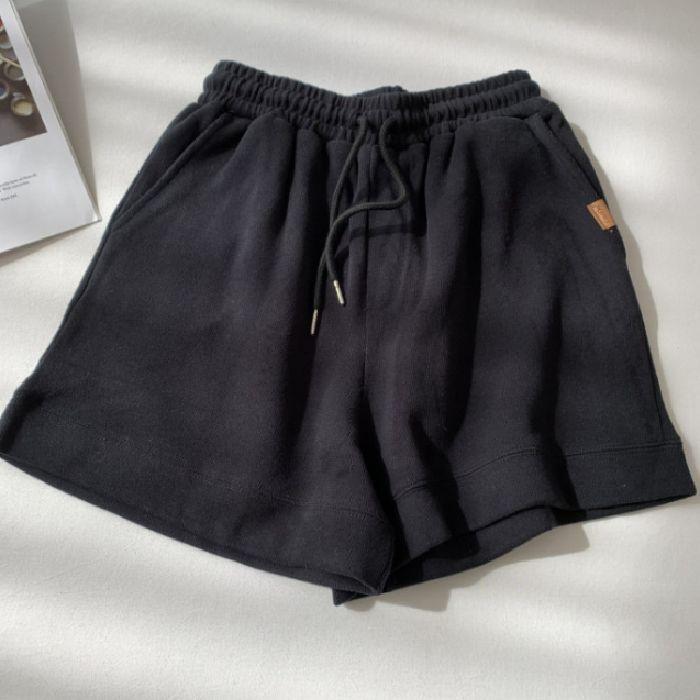 Leisure Athletic Short Pants for Women In Summer Updated Style for Students To Look Slim and Relaxed Fit Five-point A-line Wide-leg Pants