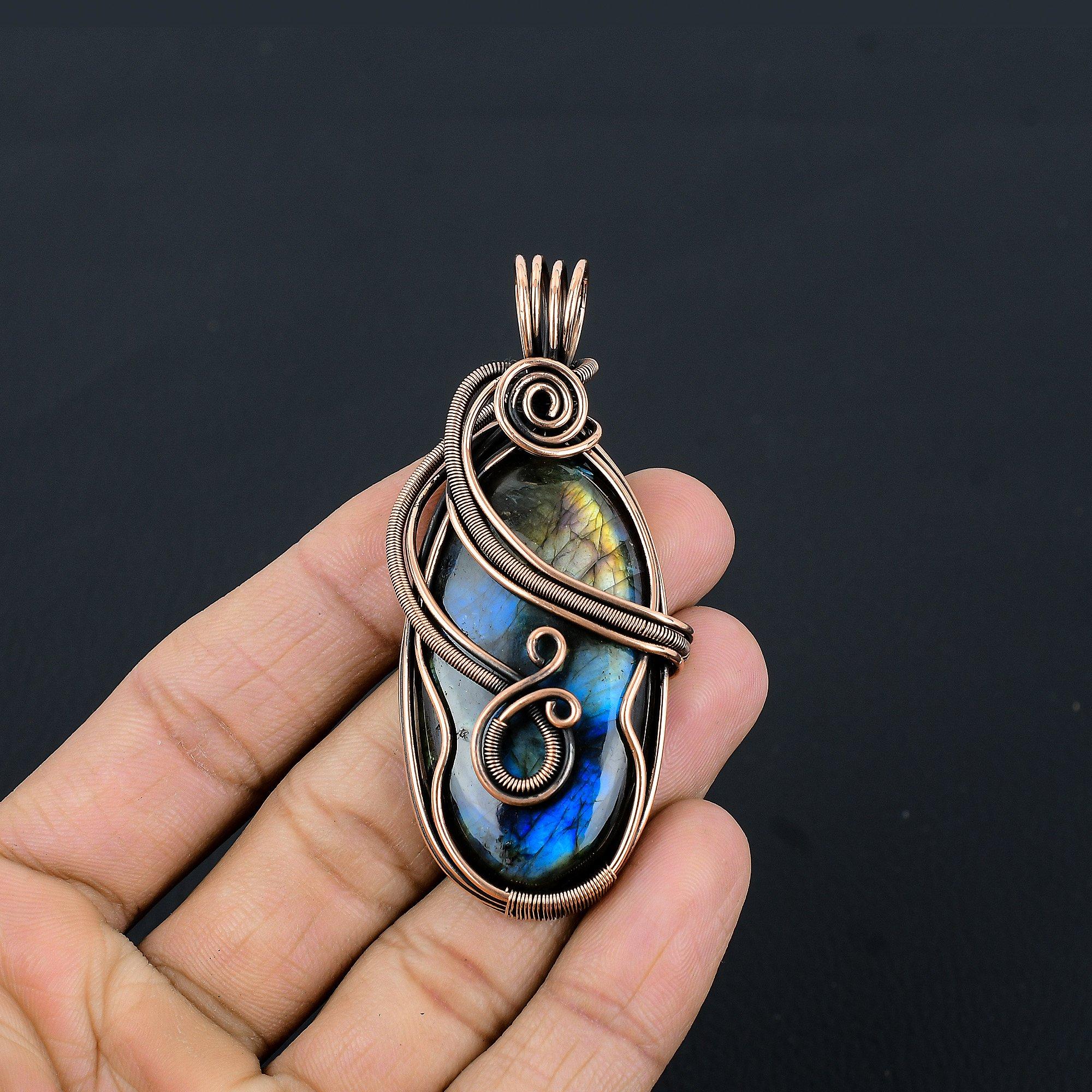 

Подвеска из лабрадорита, Подвеска ручной работы, обернутая медной проволокой 999 пробы, Антикварное украшение, Для подарка, Серебряное украшение 2.55 Inches