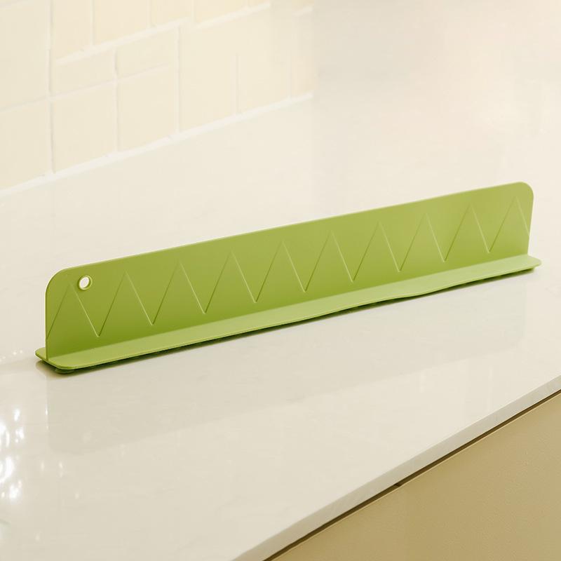 Silicone Sink Splash Guard with Suction Cups |Anti-Splashing Baffle for Kitchen/Bathroom|Clothes & Countertop Protection