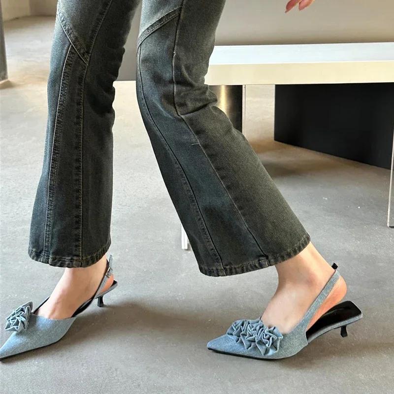 Romantické boční růžové květinové sandály s rolákovým podpatkem, dámské elegantní špičaté boty s kotěcím podpatkem, džínové jehlové boty, dámské ležérní párty boty