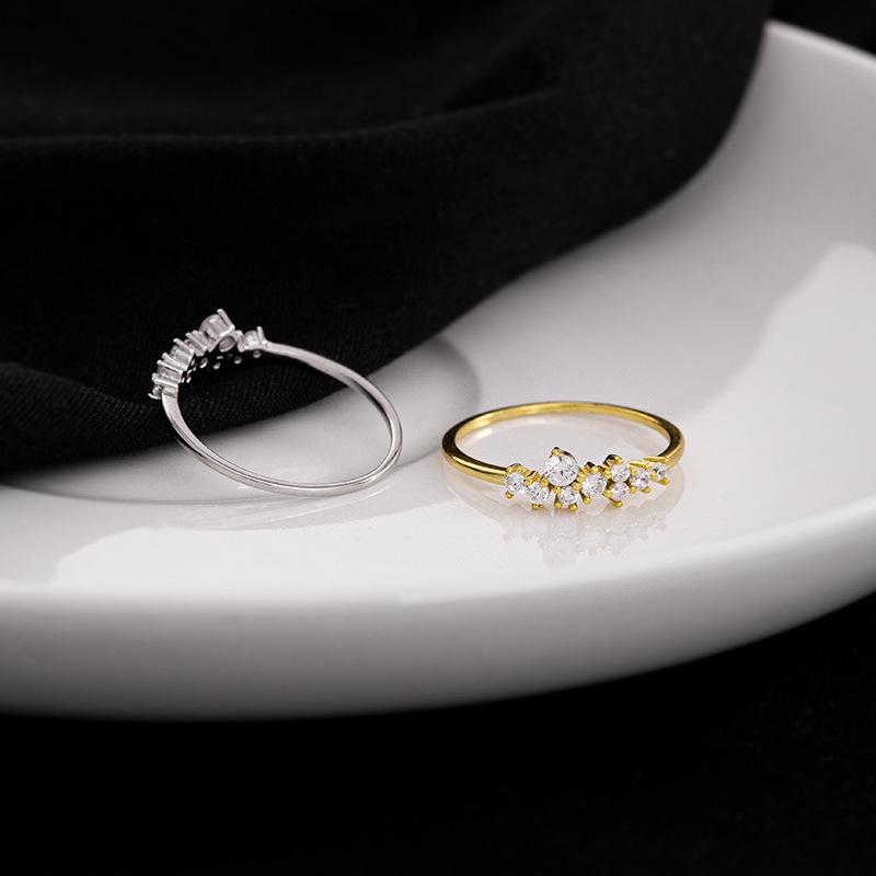 

Кольцо Banyan Tree из 14-каратного золота с неровными звездными бриллиантами Size 17