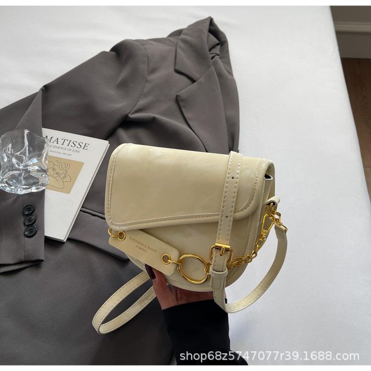 

Нишевый дизайн универсальная сумка-мессенджер женская сумка 2025 новая трендовая модная контрастная цветная сумка-седло женская сумка через плечо бежевый