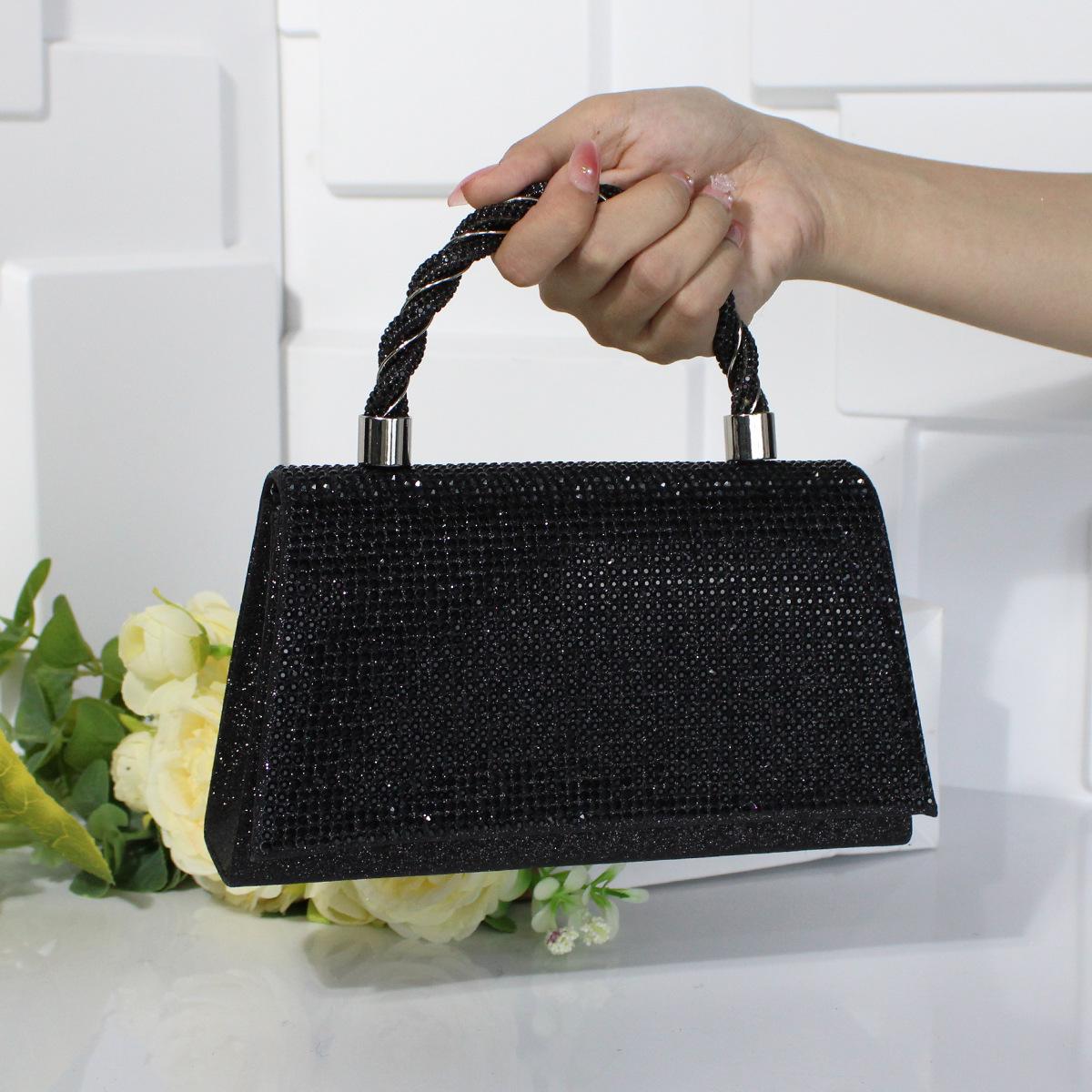 

Элегантная вечерняя сумка через плечо с бриллиантами – роскошный женский свадебный клатч