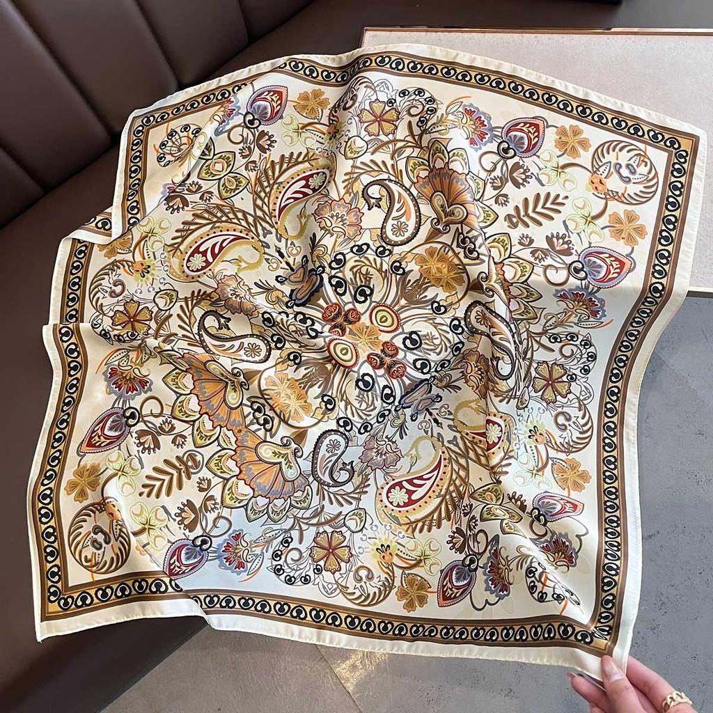 Luxury Paisley Printed Bandana Scarf Lightweight Soft Satin Stylish Versatile Neck Scarf For Women Hairbands Headscarf
