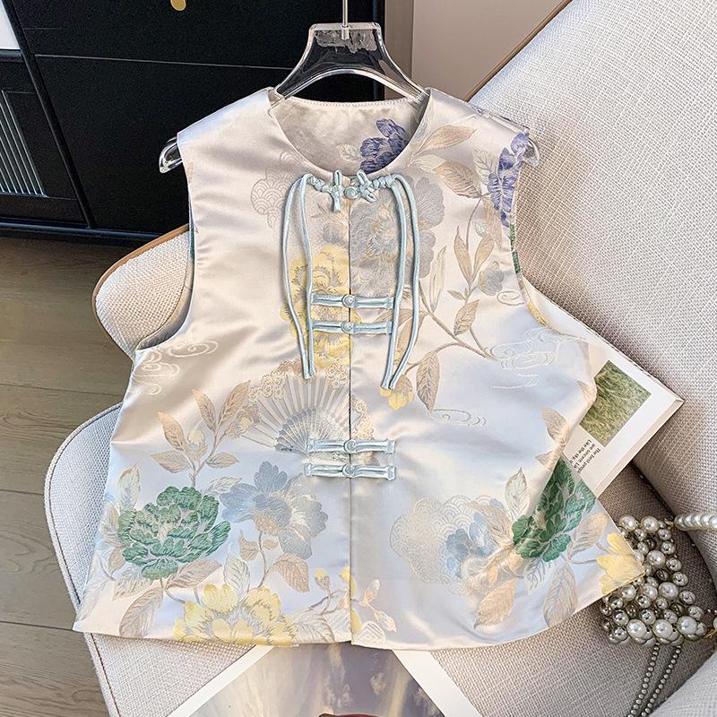 

2025 Spring Women s Luxury Embroidered Satin Vest with Frog Buttons S