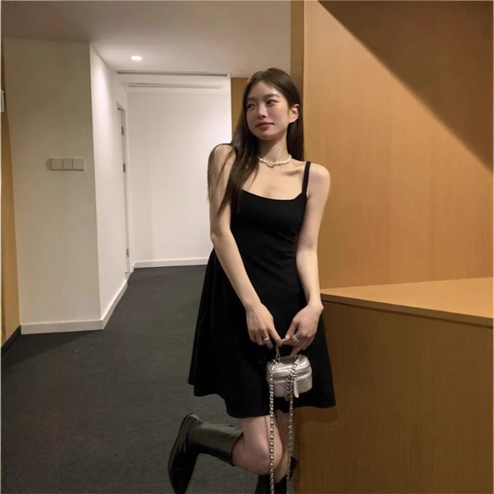 French Temperament Small Black Suspender Dress Women's Summer Waist Thin Small Black Dress Sleeveless Short Skirt Skirt