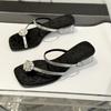 New Chinese Internet Celebrities Pinch Feet Thick Heel Medium Heel Slippers Women 2025 New Summer Rhinestone Cover Toe Versatile Wear Cool Slippers