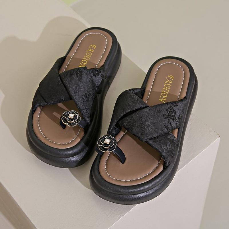 Guofeng Set of Toe Slippers for Women's 2025 Summer New Chinese-style Cool Slippers To Wear Beach Sandals