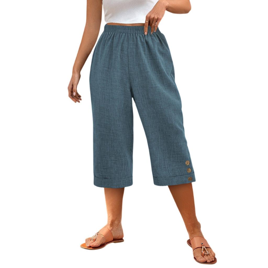 New Women'S Cropped Pants Featuring A Plain Hem And Elegant Wooden Buttons