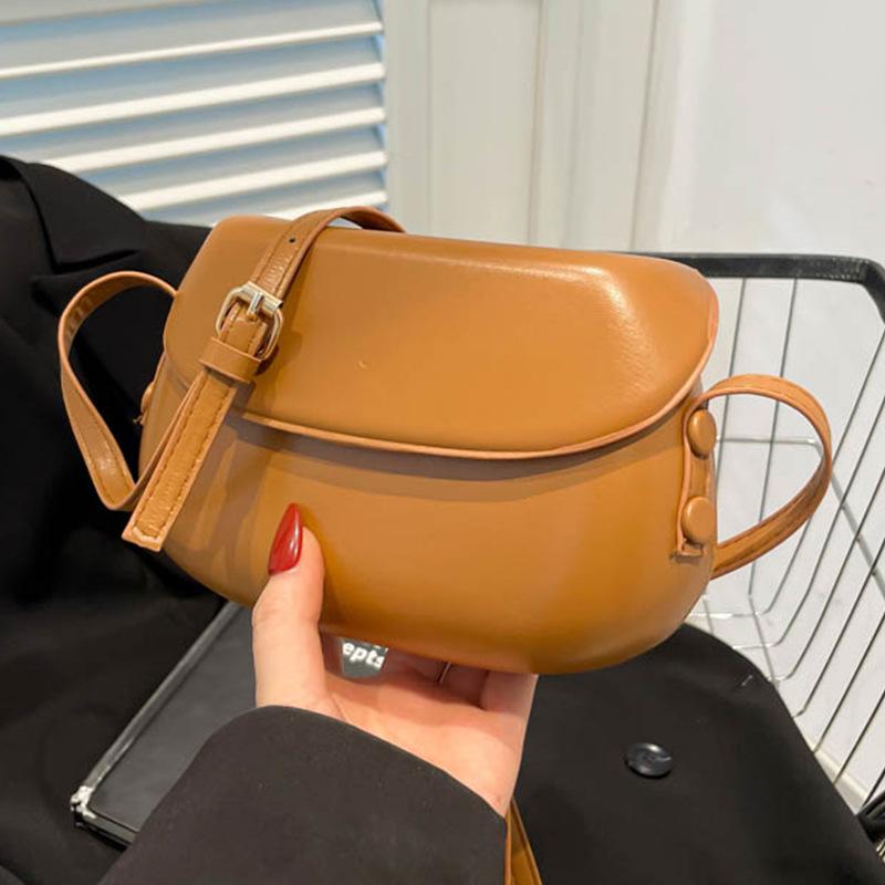 Simple and fashionable leopard print messenger bag for women 2025 summer new retro simple and fashionable foreign shoulder
