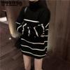 Langer Damenpullover mit Rollkragen, schwarz-weiß gestreift, lockerer Strickpullover, mittellang, warm, Streetwear-Stil, Pullover für Herbst und Winter