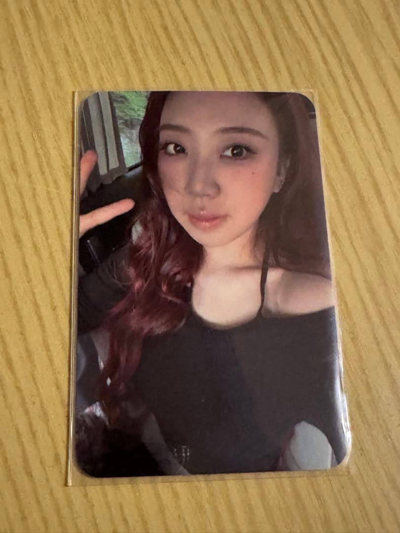 [USED] LEE YOUNGJI 2026 WORLD TOUR 2.0 Trading Card - Admission Bonus