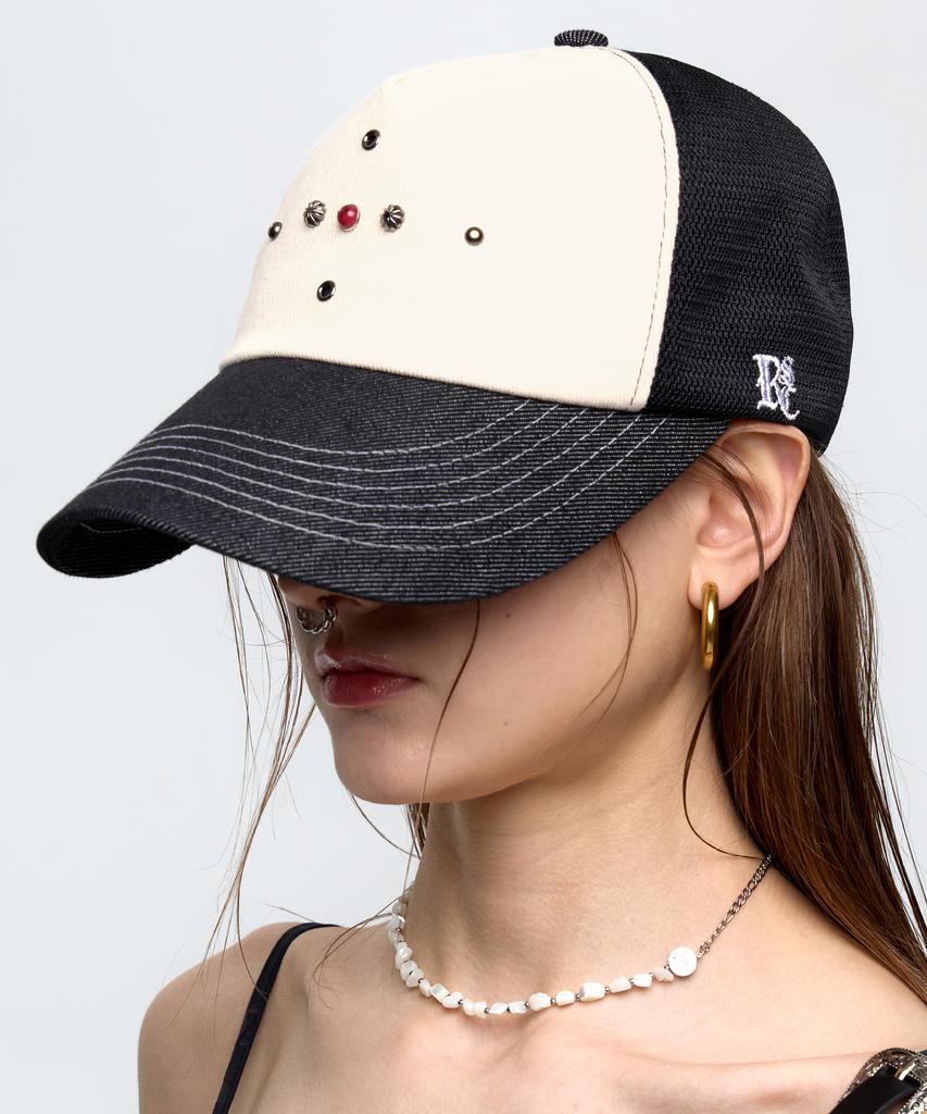 Aleseueseussi Western Rivet Mesh Cap - Black/Ivory