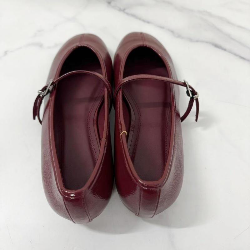 High Quality Women Flats Patent Leather Buckle Strap Elegant Soft Sole Plus Size  New Summer Trendy Ladies Mary Jane Shoes