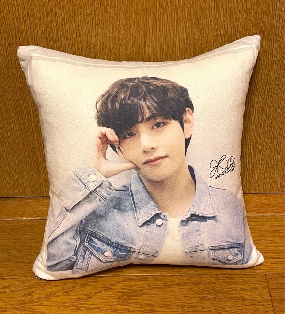 [USED] BTS V Cushion Kim Taehyung Bangtan Boys