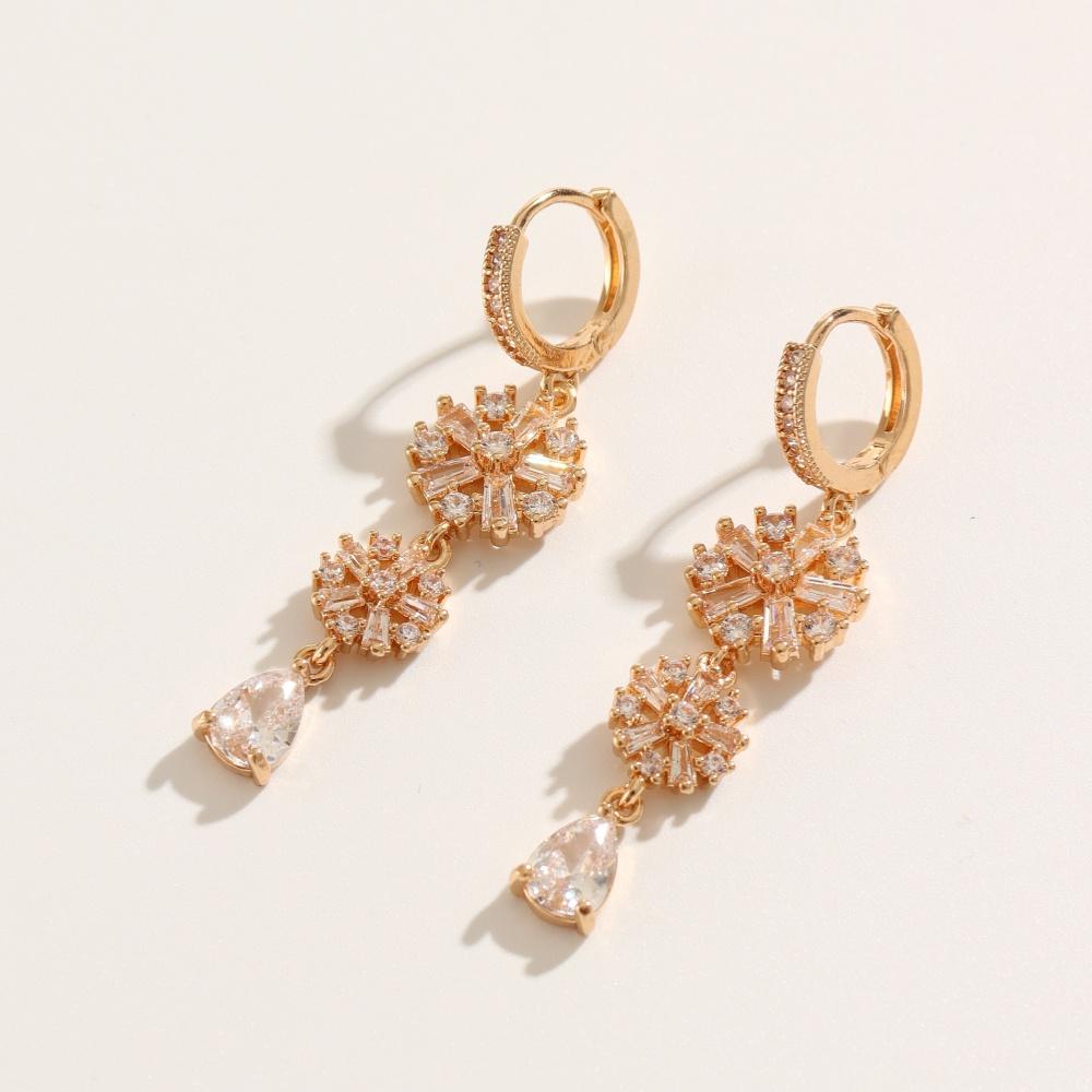 1 Pair Fashion Snowflake Zirconia Tassel Dangle Earrings for Women Golden Earring Jewelry Wedding Party Accessories