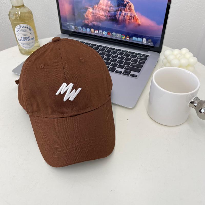 Alphabet cap men's and women's ins trendy fashion sports visor, face-showing small baseball cap, spring and autumn new models