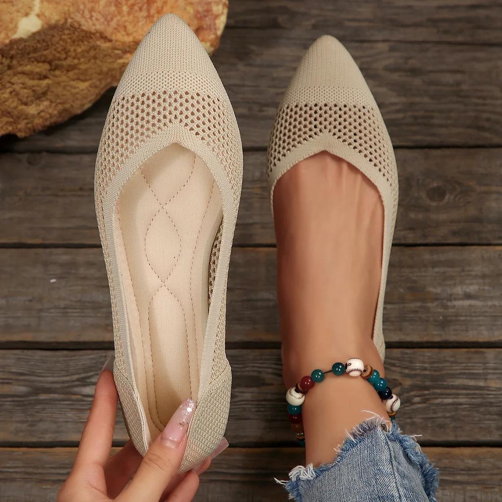 Women's Flat Shoes Fashion Leisure Comfortable Walking Large Size Pointed Shallow Elastic Knitting Face Versatile