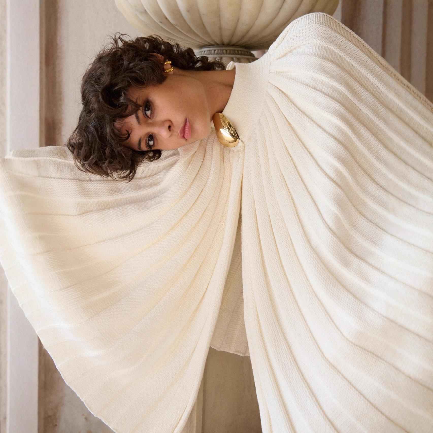 

Autumn and Winter New Turtleneck Lazy Knitted Sweater Loose and Thin Cloak Long-sleeved Woolen Top S бежевый