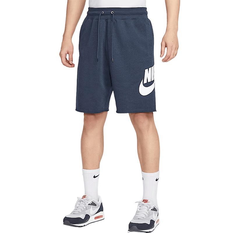 Nike Men s Club Alumni Fleece Shorts M