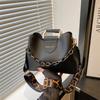 New solid color atmospheric versatile urban simple niche trend daily commuting chain single shoulder portable messenger bag women