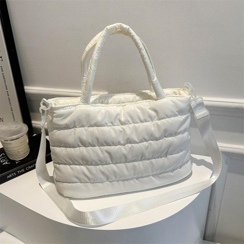 Commuter large-capacity cotton bag 2025 new portable tote bag fashionable shoulder messenger bag