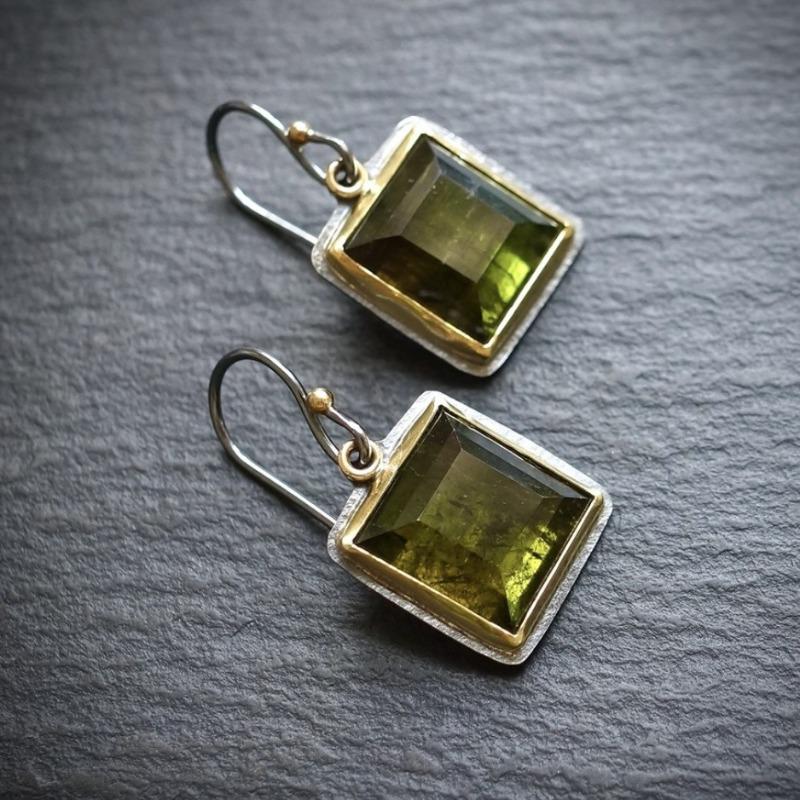 Huajie Golden Edged Square Zircon Inlaid for Women Earrings Dainty Vintage Elegant Ladys New Ear  Fashion Trend