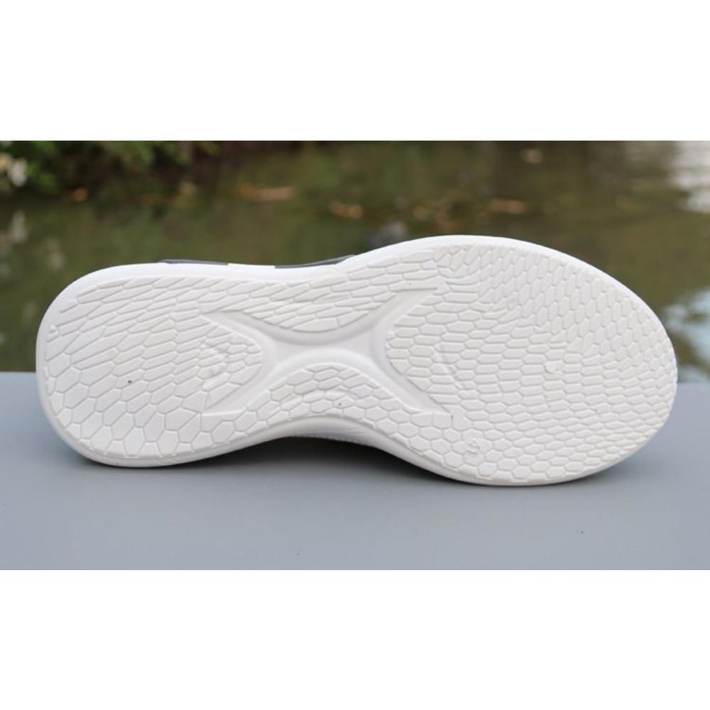 Мужские модные тканые вязаные дышащие кроссовки — фото 11