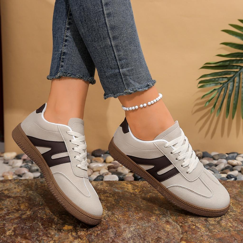 Neue modische Damenschuhe Bequeme Sportschuhe Frühling und Herbst Große Größe Lässige flache weiße Schuhe für Damen