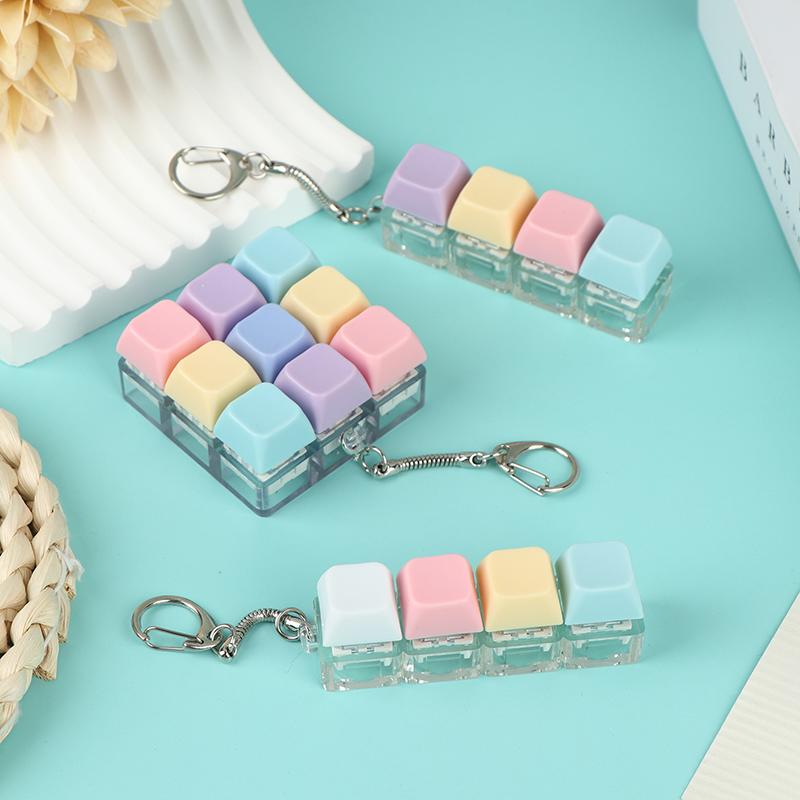 Macaron Color Keyboard Key Toy Diy Button Keycap Sensory Keychain Decompression Toys Mechanical 4Key Toy For Adult Gifts