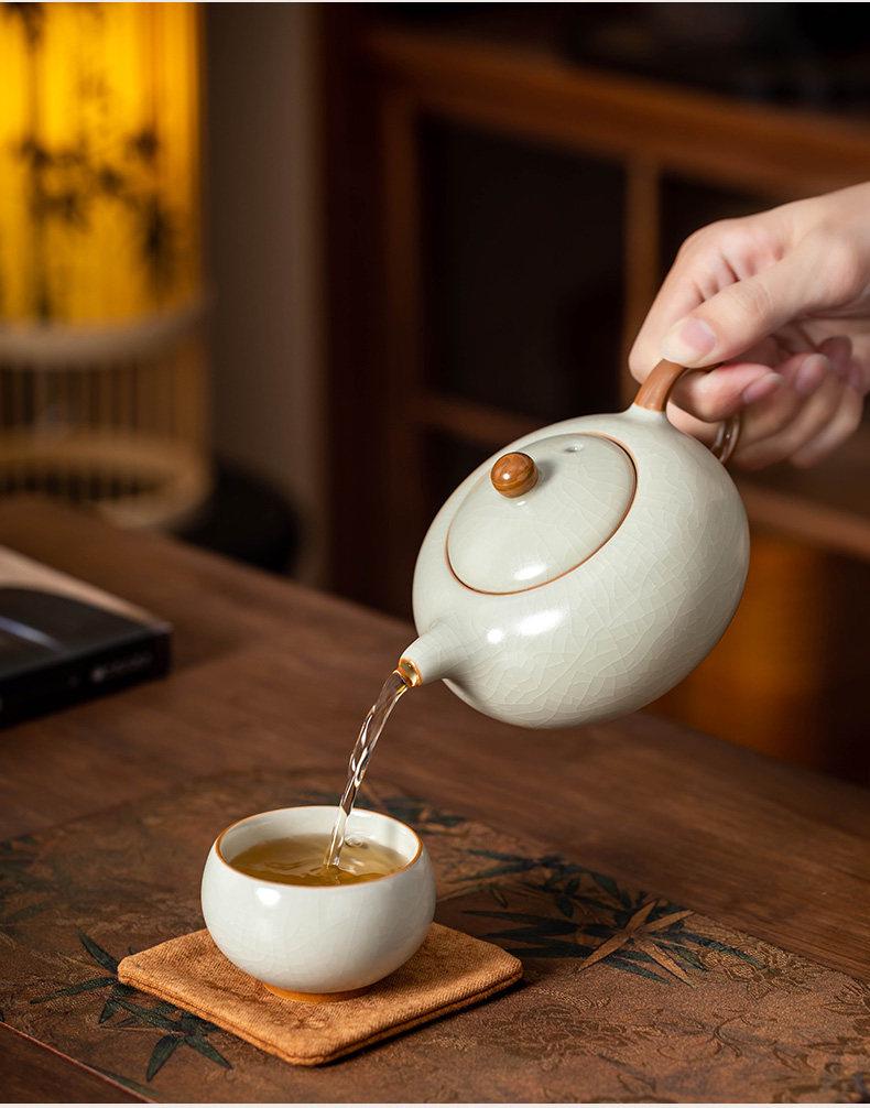 Handmade Sky Blue Ru Kiln Teapot Set – High-Grade Crackled Porcelain Kung Fu Tea Brewing Tool with Gift Box