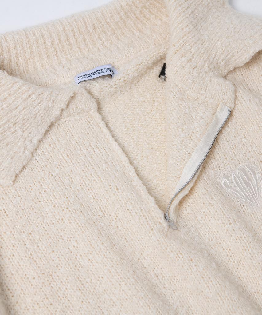 SOME PLACE Washable Half Heart Logo Embroidered Half-Zip Knit Oversized [Beige]