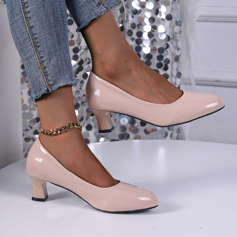 Large size women's shoes autumn new pointed head shallow mouth fashion single shoes thick heel not tired feet high heels women