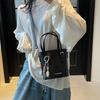 Retro Fashion Bucket Bag Women'S Winter Shoulder Oblique Span Bag Niche Casual Underarm Bag