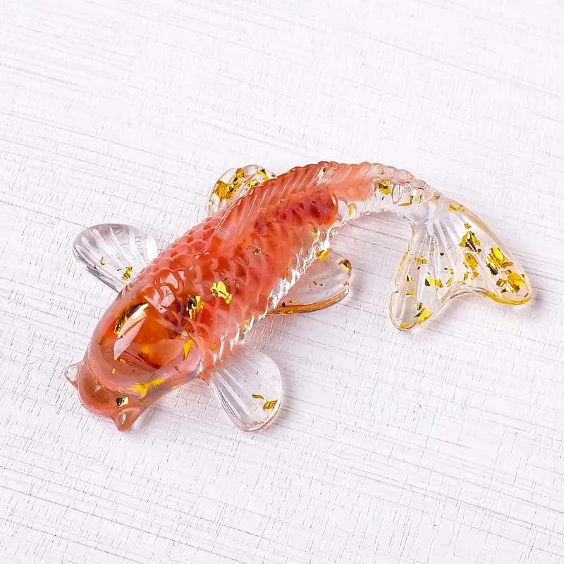 1pc Natural Crystal Crushed Stone Koi Fish Figure Ornament Drip Gel Small Goldfish Gifts Desktop Beautiful Jewelry