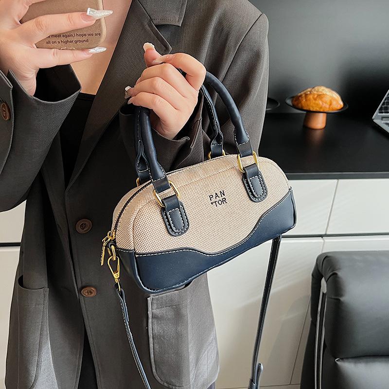 Spring and Summer High-end Women's Bags 2025 New Fashion Versatile Niche Messenger Bags Super Hot Portable Boston Bags