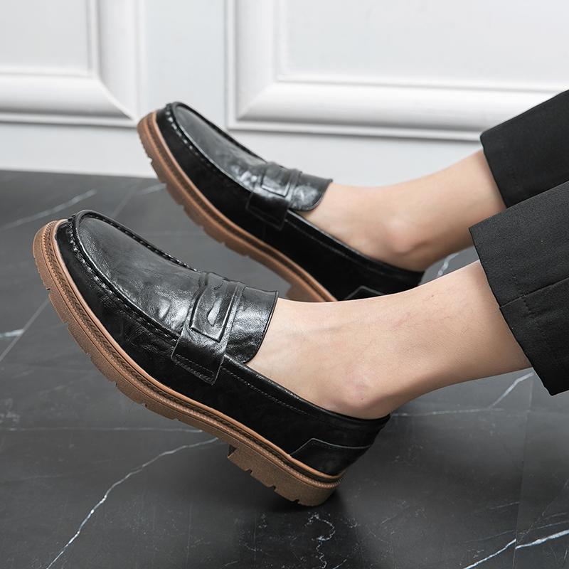 Mode Business Casual spitze Herren Lederschuhe Modisch und bequem Hochzeit Outdoor Freizeit Party Spaziergang Slipper Loafer