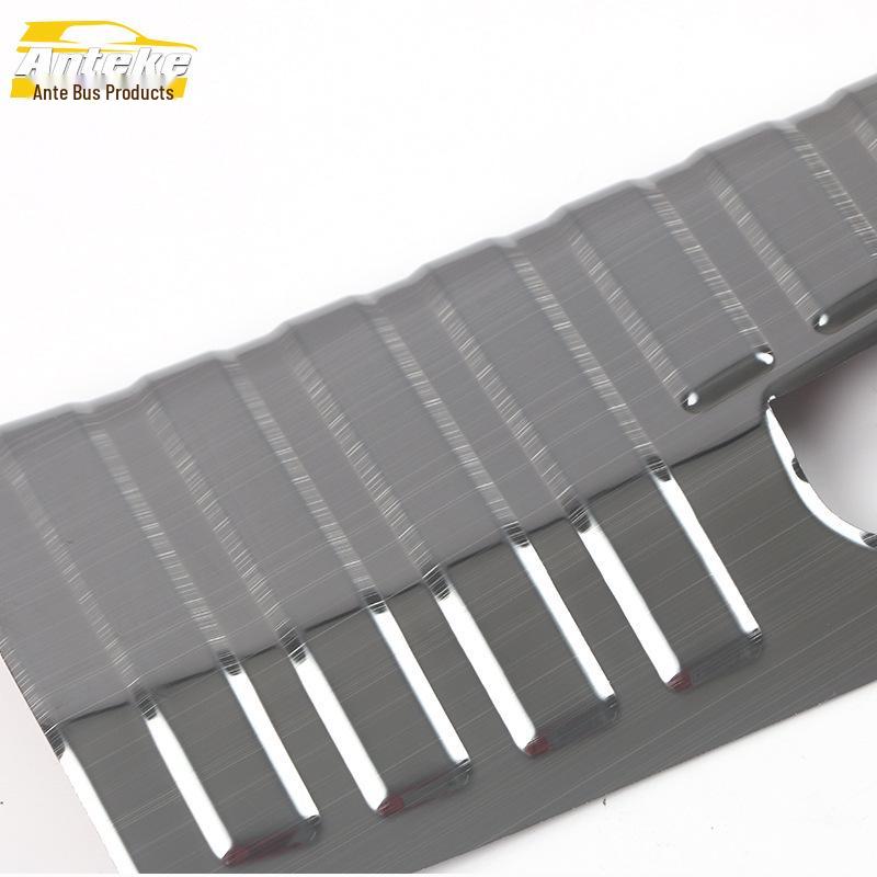 Rear Guard Plate Sequins for Aion S PLUS: Tailgate Trunk Protection Pedal Decorative Sticker